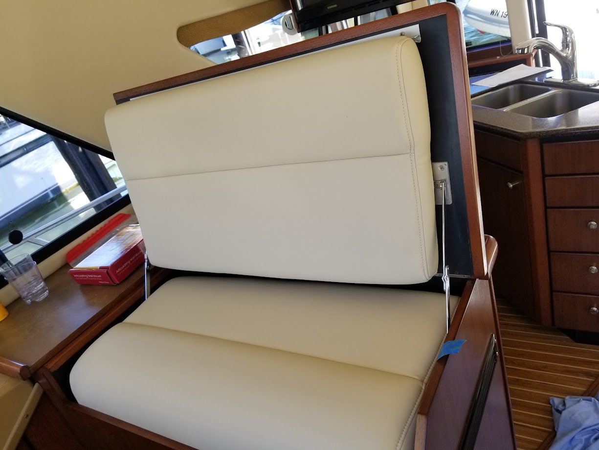Boat Tan Hide-a-Seat